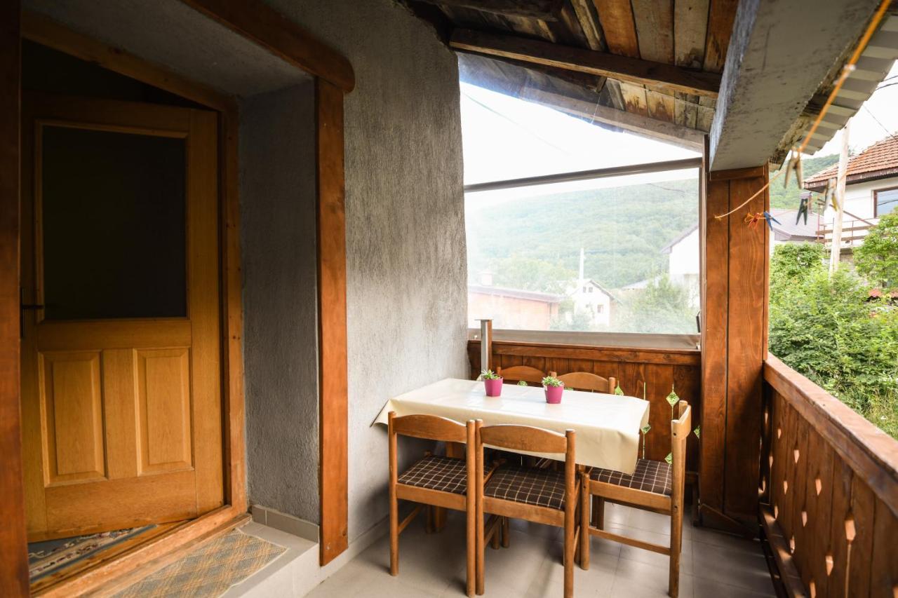 Yeti Guest House Маврово Екстериор снимка